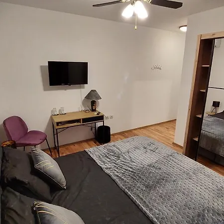 Guest house Beautiful Four Color Rooms Cres