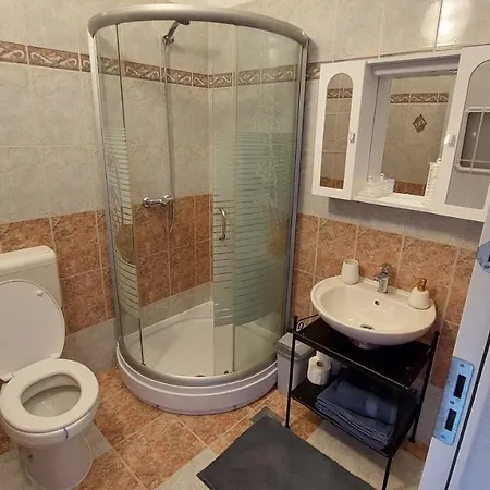 Beautiful Four Color Rooms Guest house